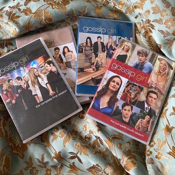 Gossip Girl S 1-4 - Picture 1 of 5